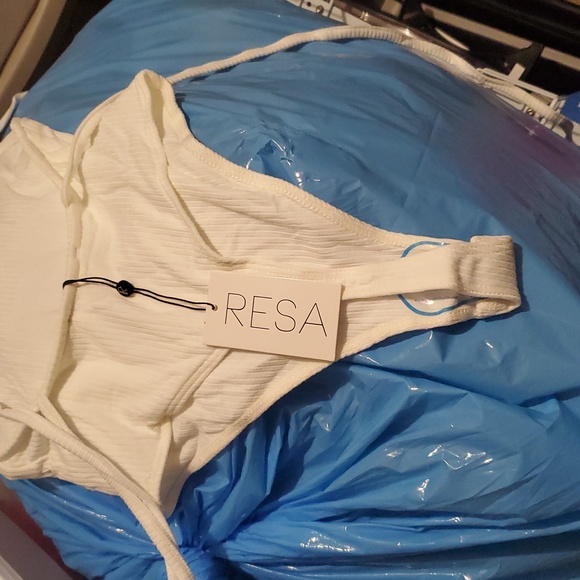 Resa Kat Bodysuit - Picture 3 of 3